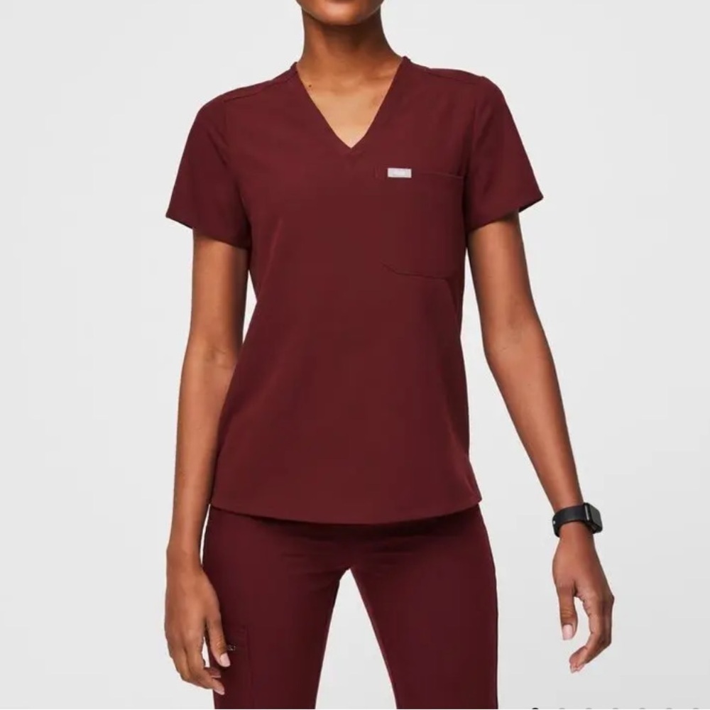 Figs Burgundy Catarina 1-Pocket Scrub Top